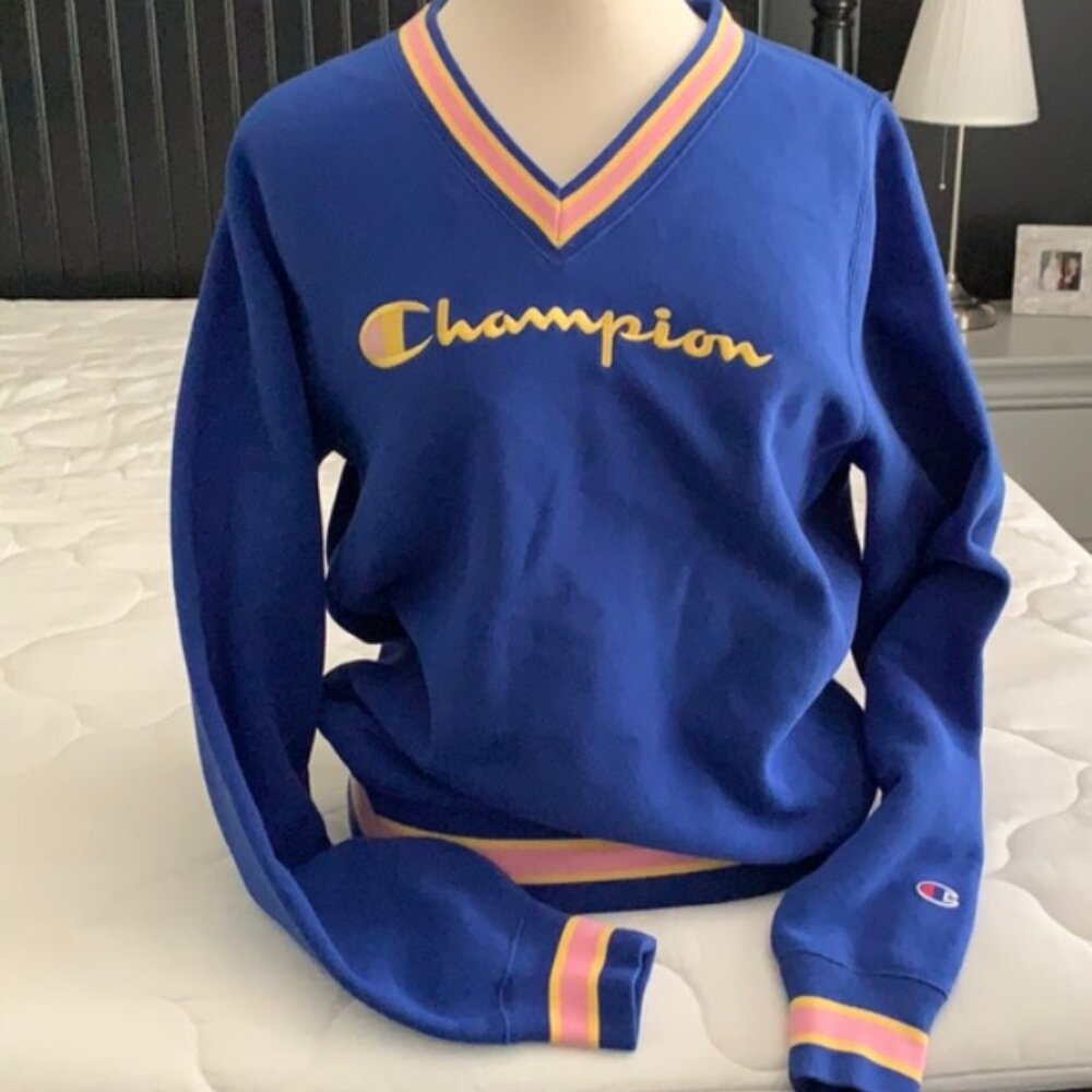 Champion Sweatshirt